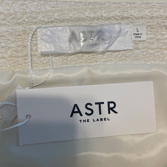 New ASTR the Label Rosario Tweed Mini Skirt size Large - Picture 8 of 13